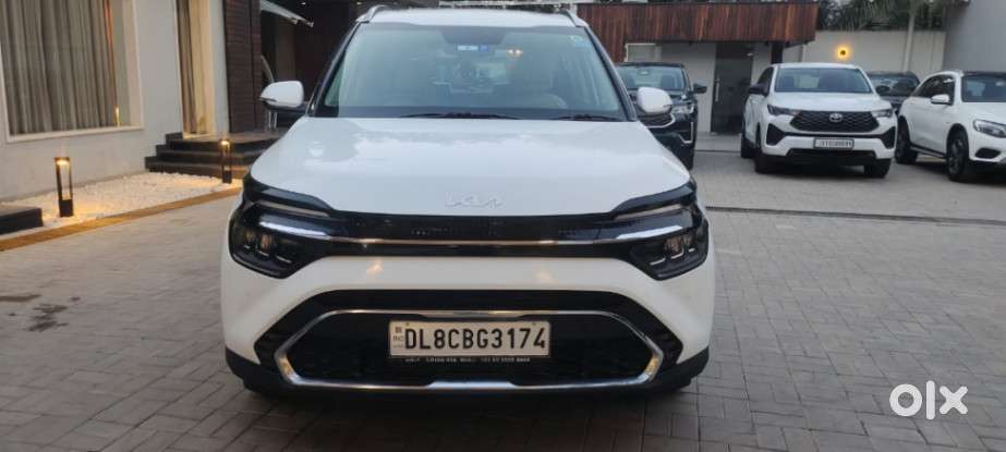 Kia Carens Luxury (o)1.5 Turbo Petrol Dct 7 Str, 2023, Petrol