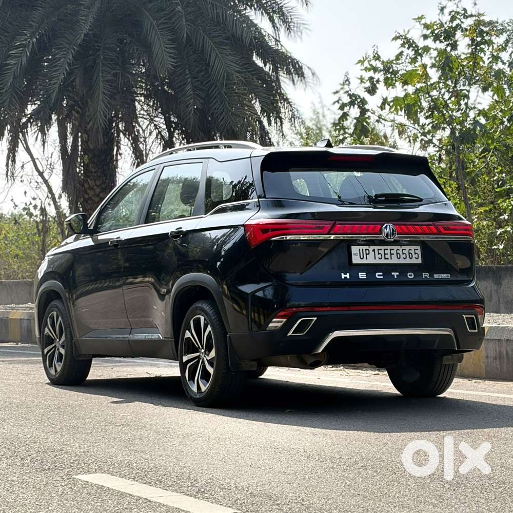 Mg Hector Plus Sharp Pro 1.5 Turbo Petrol Cvt 6 Str, 2023, Petrol