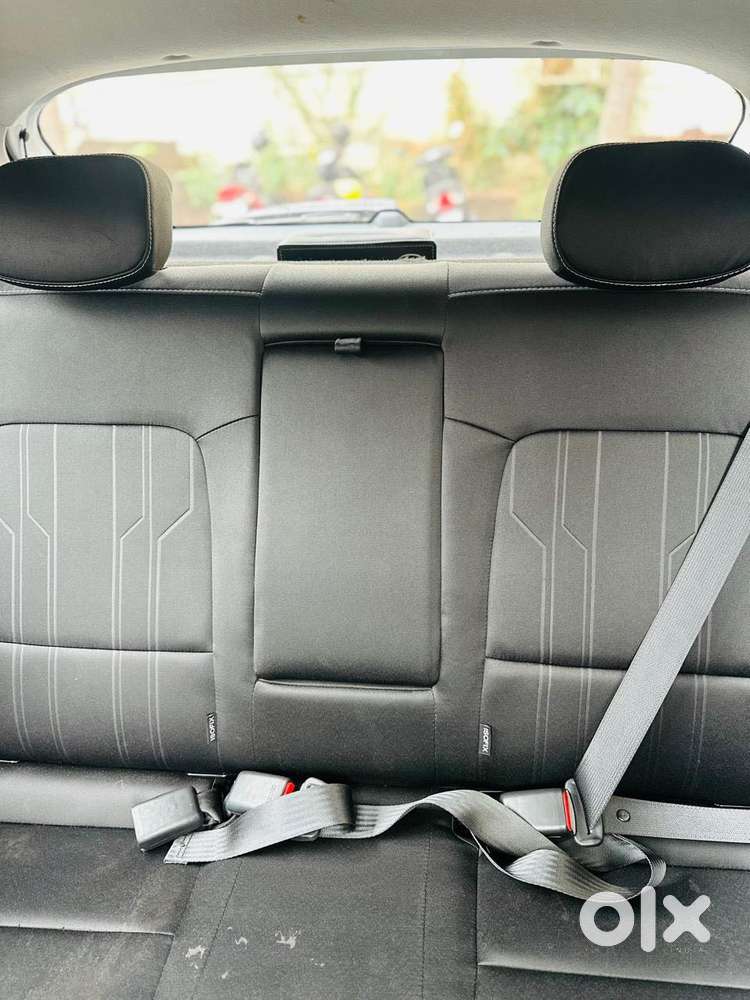 Hyundai Elite I20 Asta 1.2 At, 2022, Petrol