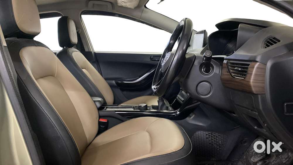 Tata Nexon Xz Plus Luxs Kaziranga, 2022, Petrol