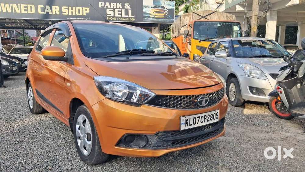 Tata Tiago 1.2 Revotron Xta, 2018, Petrol