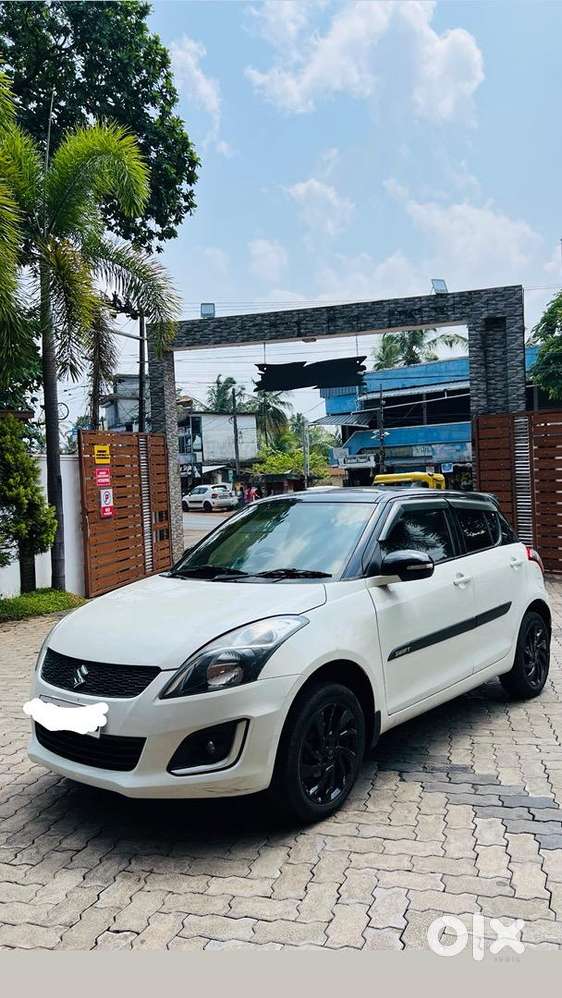 Maruti Suzuki Swift 2016 Petrol 121000 Km Driven