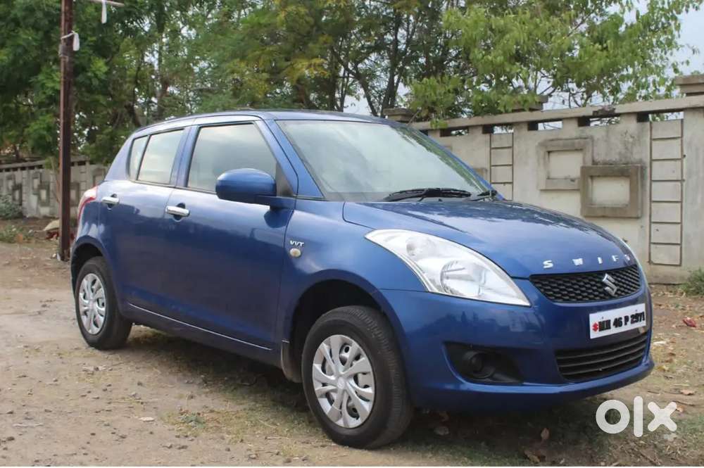 Maruti Swift Lxi Petrol 2012