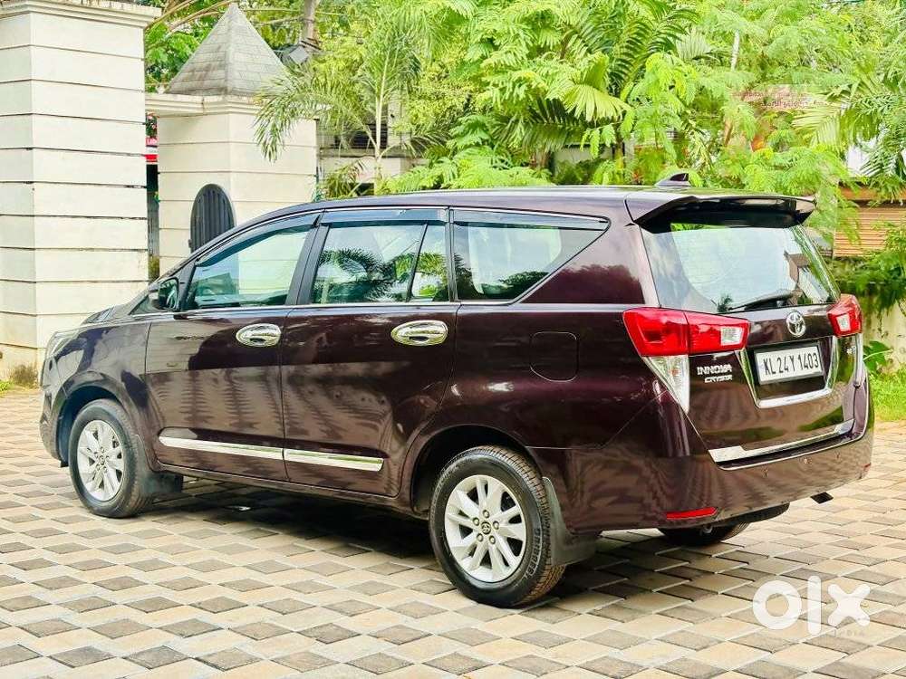 Toyota Innova Crysta 2.8 Gx At 7 Str, 2016, Diesel