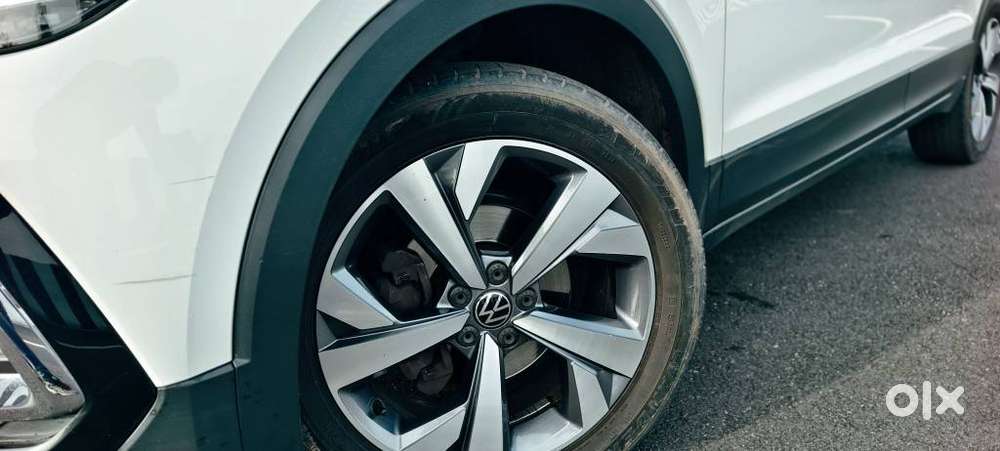 Volkswagen Taigun 1.0 Tsi Topline At, 2023, Petrol