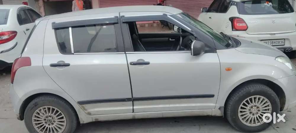 Swift Maruti Suzuki 2007, Km Driven 157603