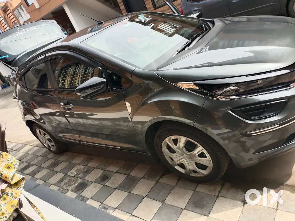 Tata Altroz 2022 Petrol 16000 Km Driven