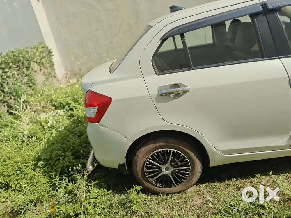 Maruti Swift Dzire 2016 Good Candison Car  Singal Hend Car Office Use