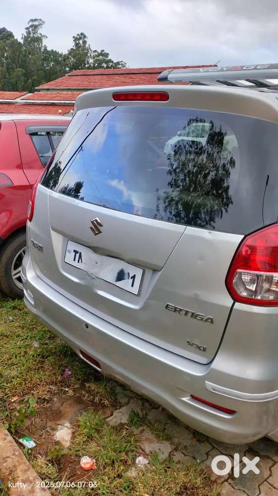 Maruti Suzuki Ertiga 20015 Petrol 66000 Km Driven