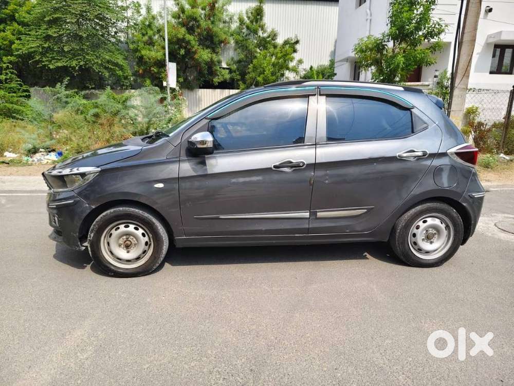 Tata Tiago 1.2 Revotron Xm, 2022, Petrol