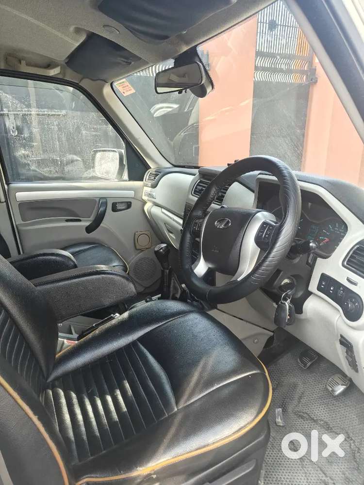 Mahindra Scorpio 4wd S10 2015 Diesel 165000 Km Driven