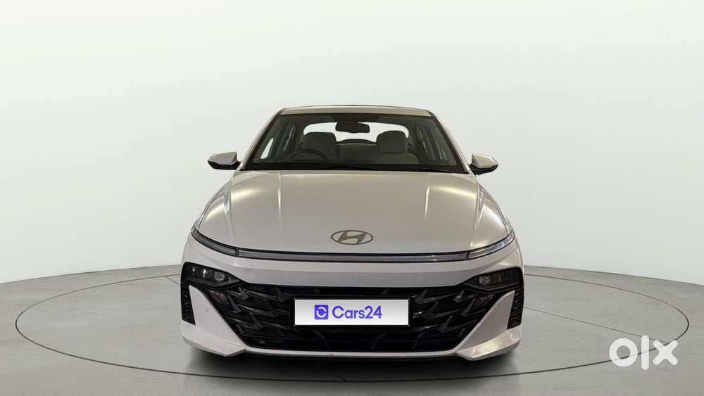 Hyundai Verna 1.5 Mpi Mt Sx (o), 2024, Petrol