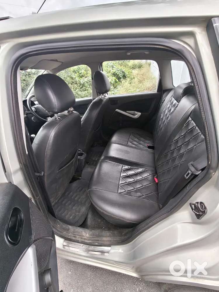 Ford Figo 1.2 Petrol Titanium Manual 2013