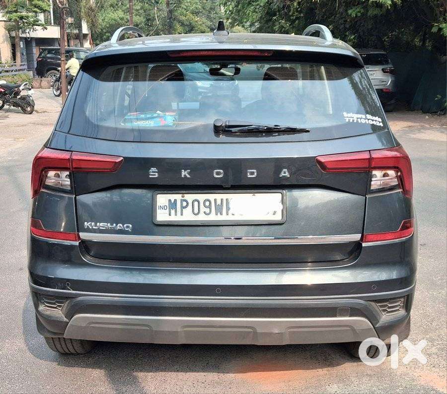 Skoda Kushaq 1.0 Tsi Style At (6 Airbags), 2022, Petrol