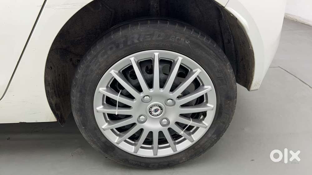 Tata Altroz 1.2 Xm Plus, 2023, Petrol