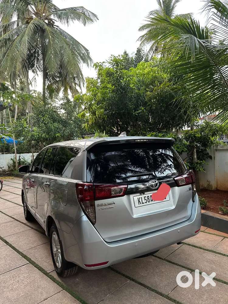 Toyota Innova Crysta 2.8g Automatic 2018