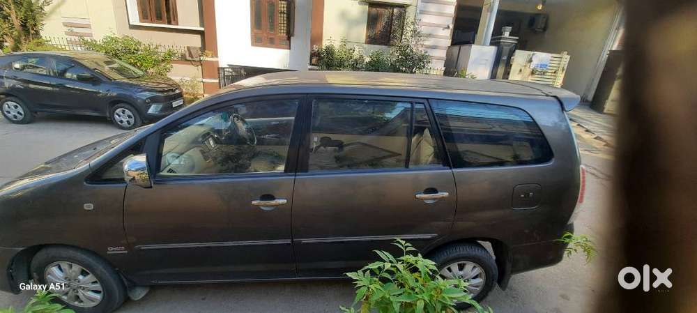 Toyota Innova 2.0 V, 2012, Diesel