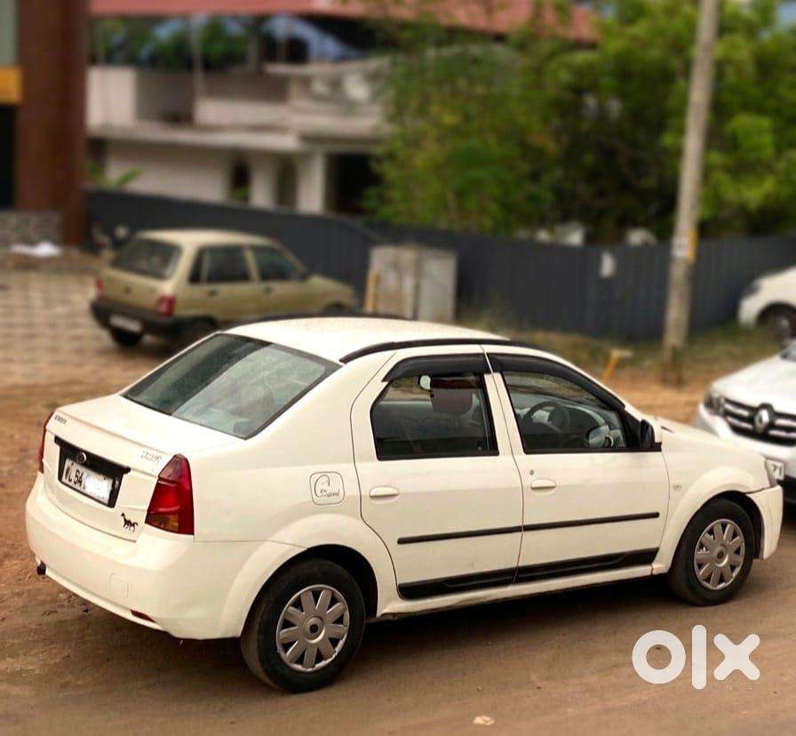 Neat Sedan With Great Mileage.