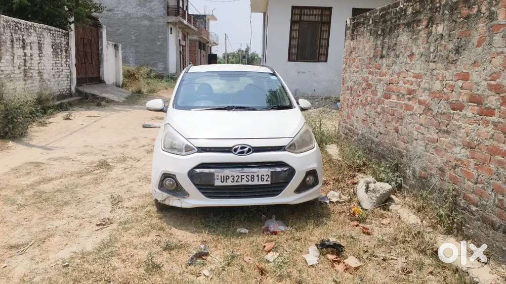 I10 Grand Push Button Start Top Model