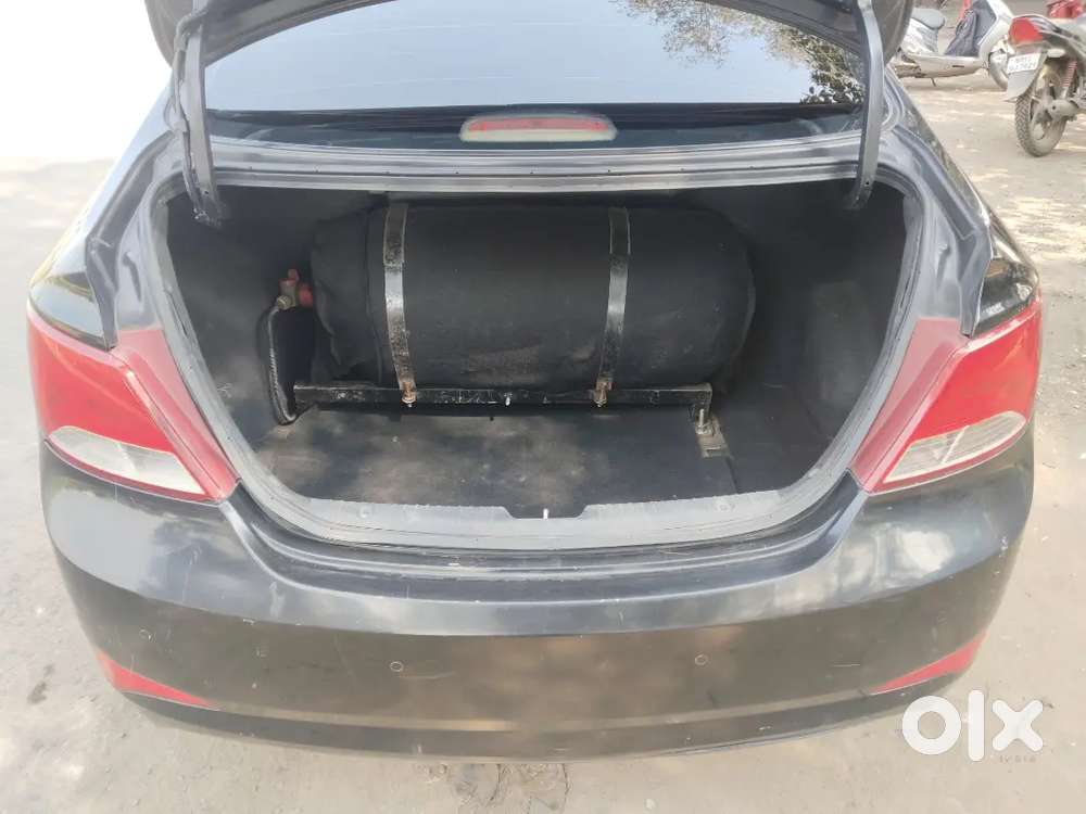 Mare Pass 2 Car Hai Is Liye