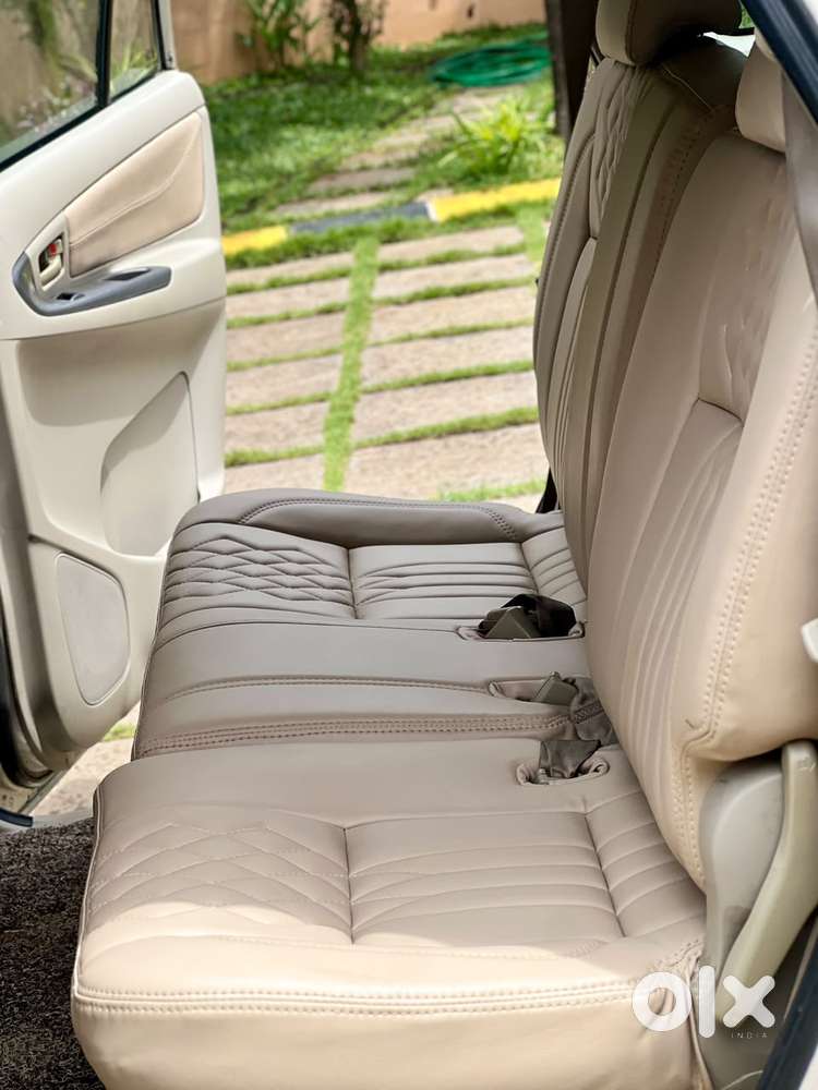 Toyota Innova 2.5 G (diesel) 8 Seater, 2013, Diesel