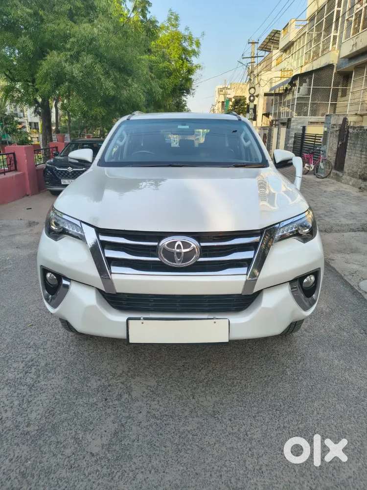 Toyota Fortuner 2017 Diesel 149000 Km Driven