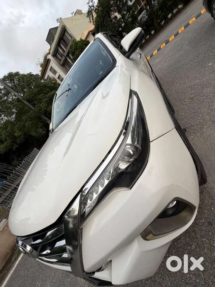 Toyota Fortuner 4x2 At, 2017, Diesel