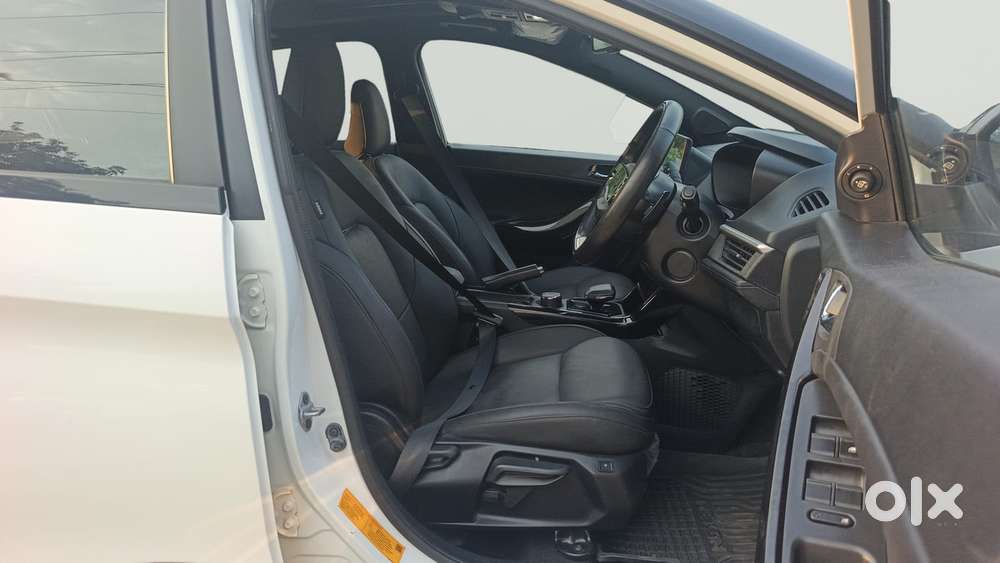 Tata Nexon Fearless Plus S 1.2 Revotron Petrol 7 Dca Dt, 2023, Petro..