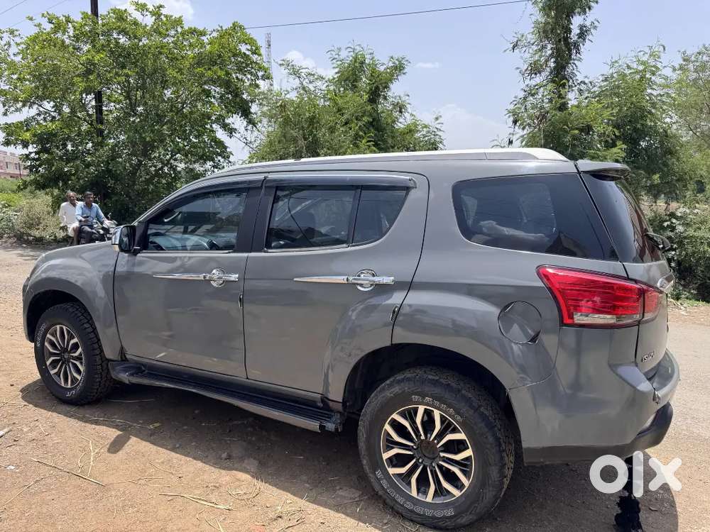 Isuzu Mu-x Diesel At 2018 Variant
