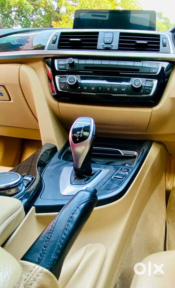 Bmw 3 Series 2.0 320i Luxury Line, 2016, Petrol