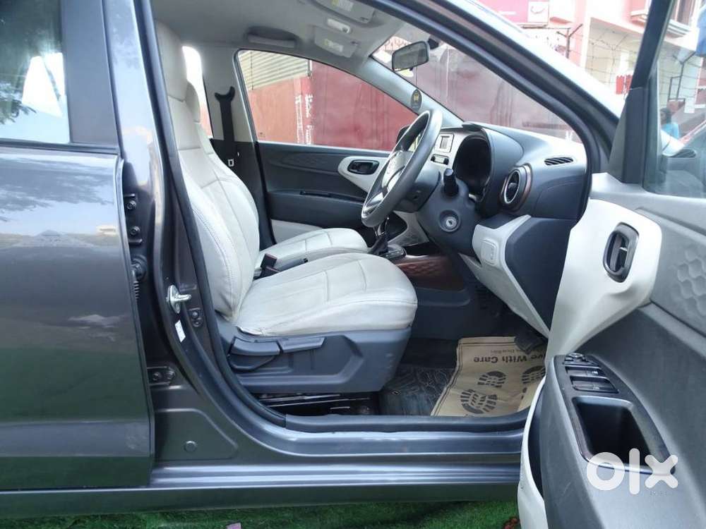 Hyundai Aura S Automatic, 2023, Petrol