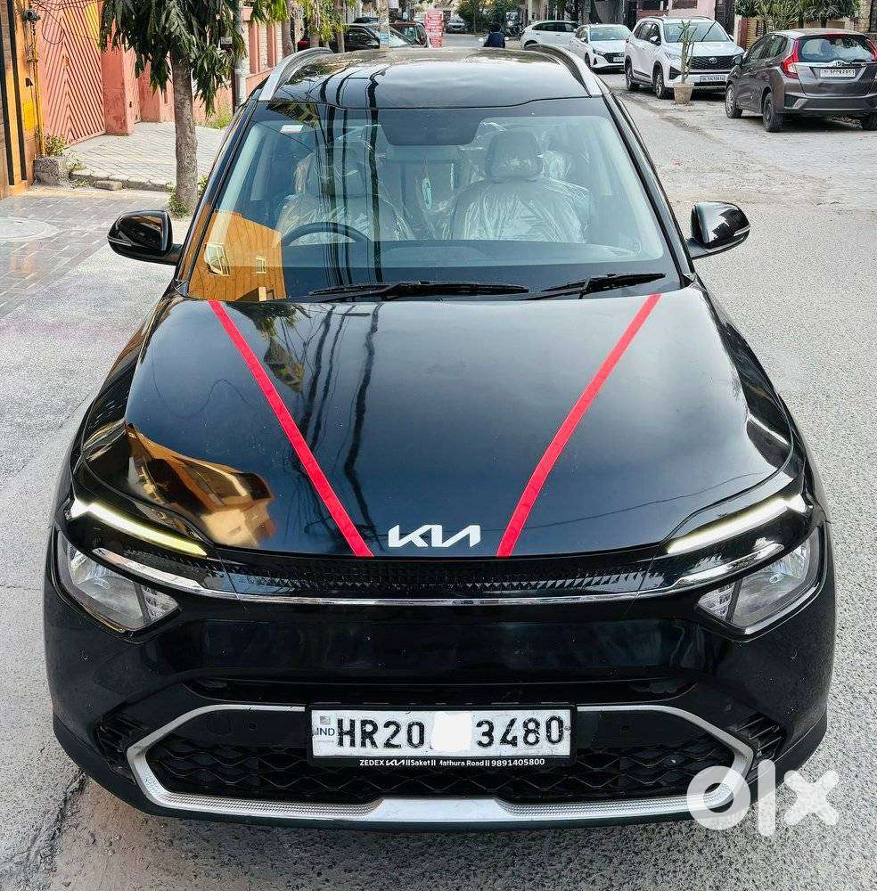 Kia Carens 1.4 Prestige Plus Turbo 7 Str, 2022, Petrol