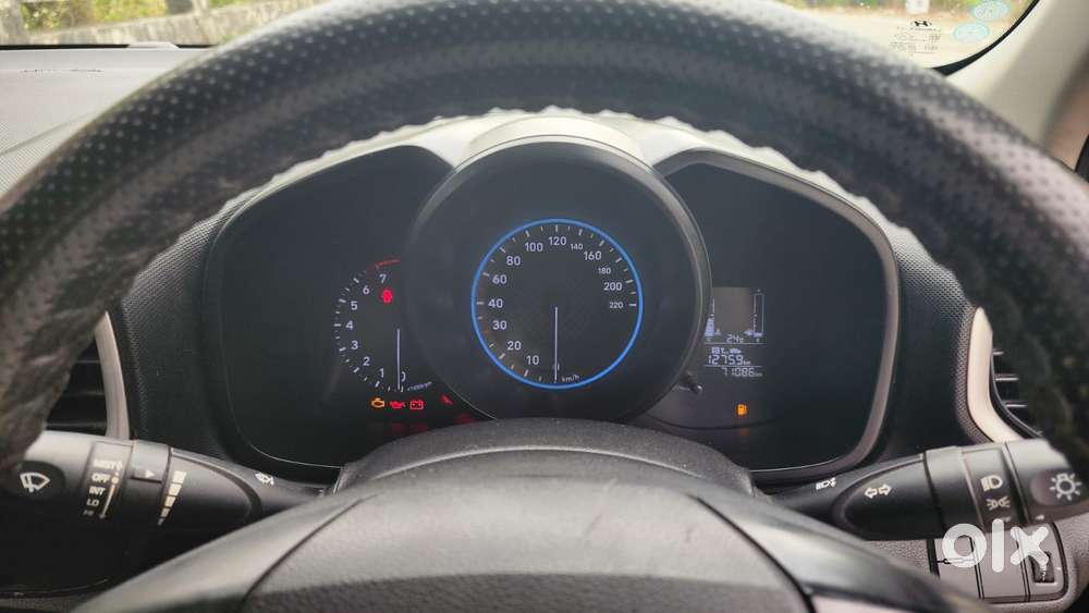 Hyundai Venue S Turbo, 2020, Petrol