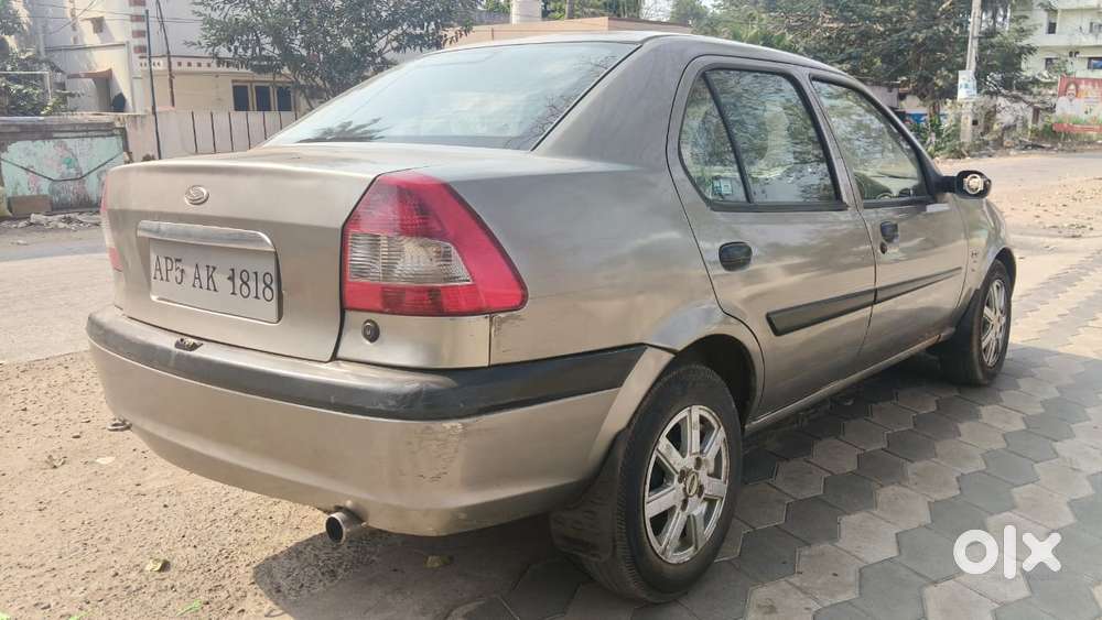 Ford Ikon 1.8 Zxi Nxt, 2005, Diesel