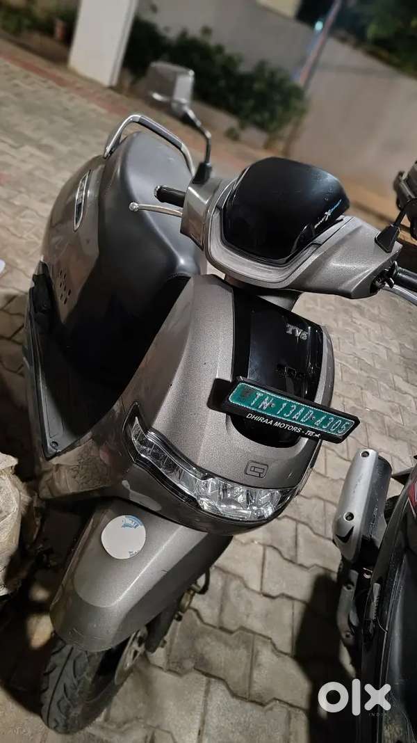 Mint condition just 1 year old. In original company warranty.