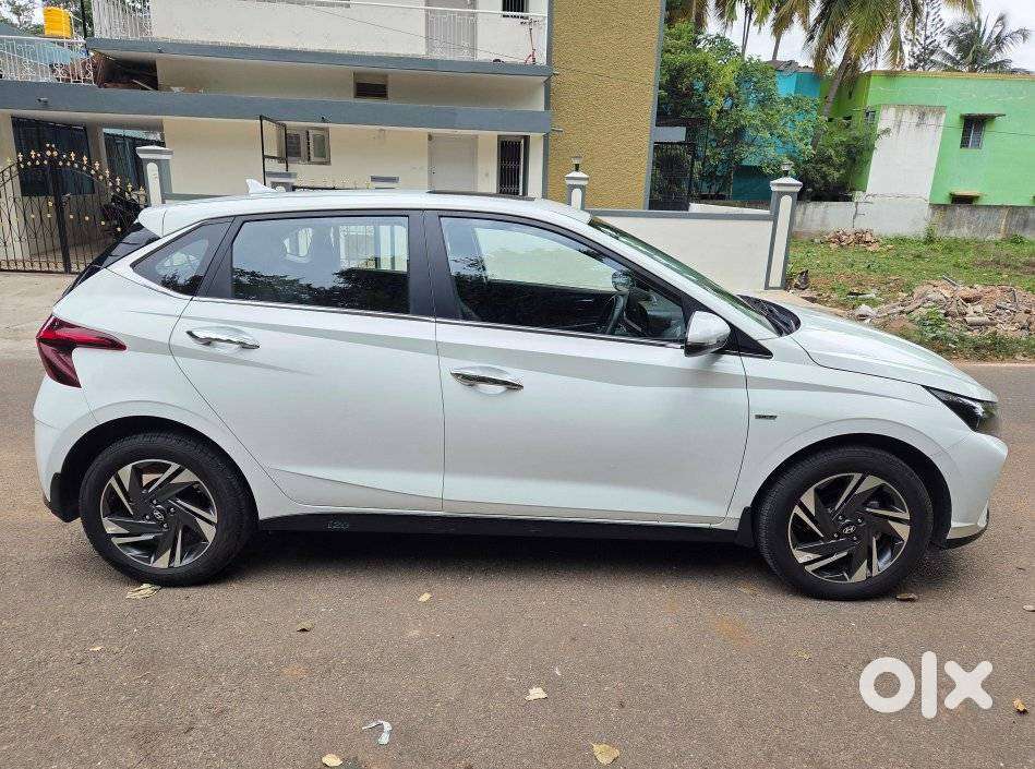 Hyundai I20 Petrol Asta Option, 2023, Petrol
