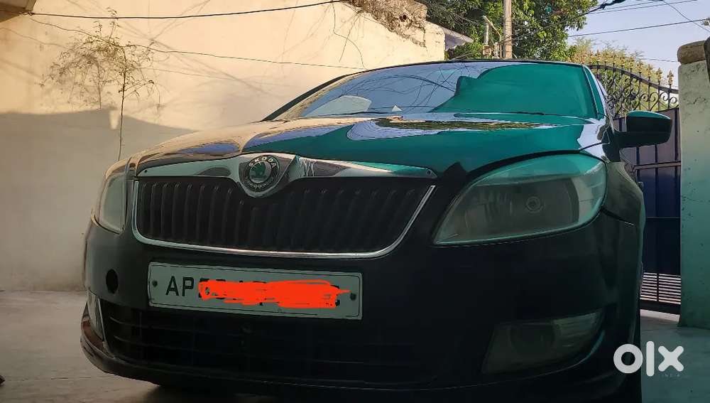 Skoda Rapid 2012 2013 Registration