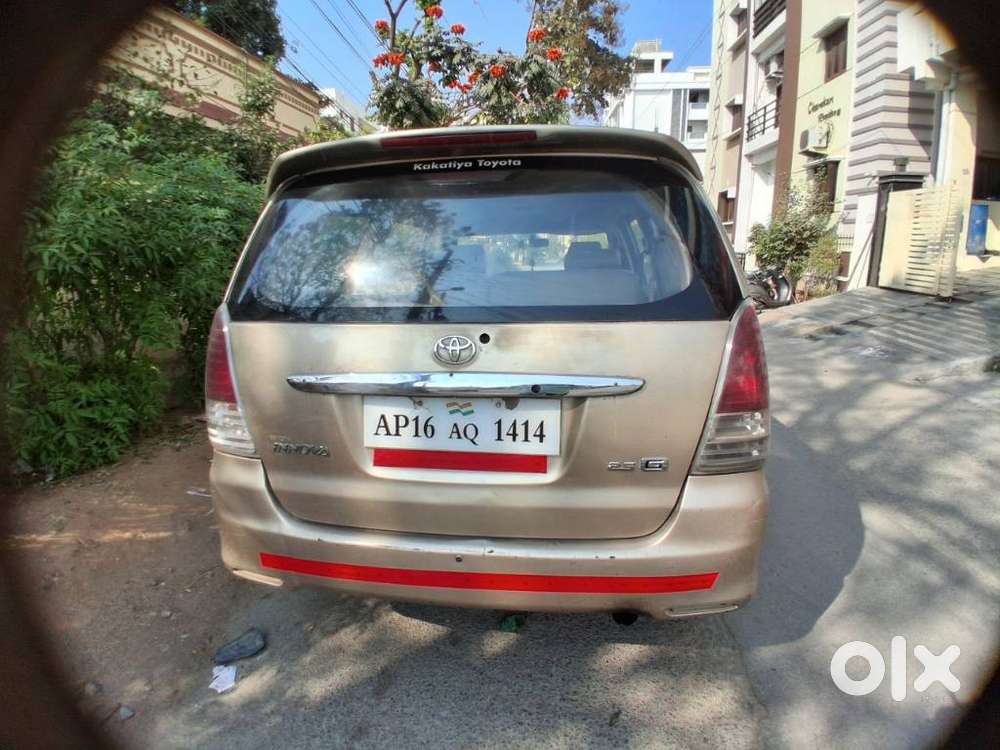 Toyota Innova 2.0 Gx 8 Seater, 2005, Diesel