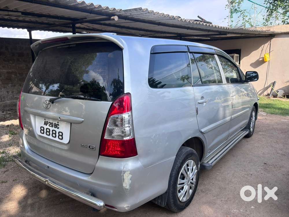 Toyota Innova Diesel Manual 2011 Year