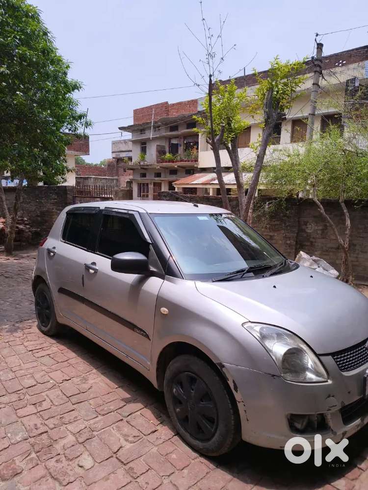 Maruti Suzuki Swift 2010 Petrol 100000 Km Driven
