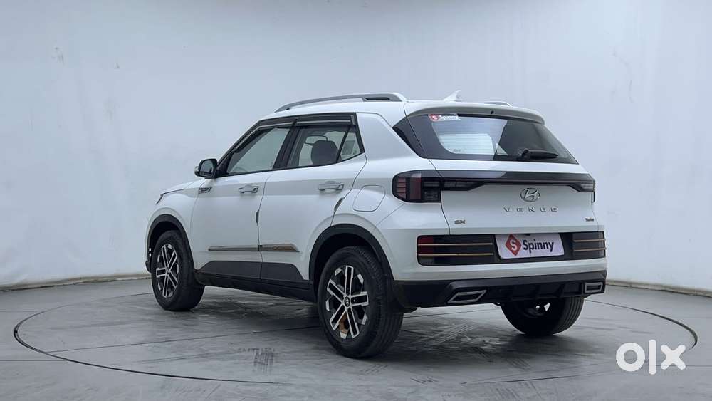 Hyundai Venue 1.0 Sx (o) Turbo Dct, 2023, Petrol