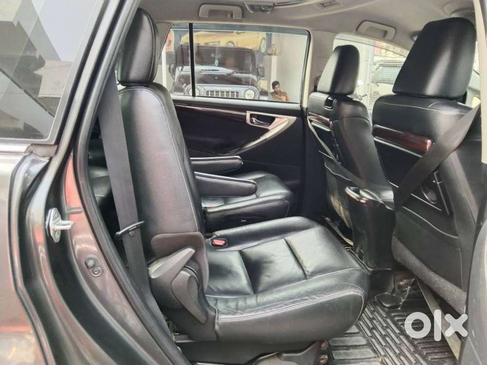 Toyota Innova Crysta 2.4 Z 7 Str, 2016, Diesel