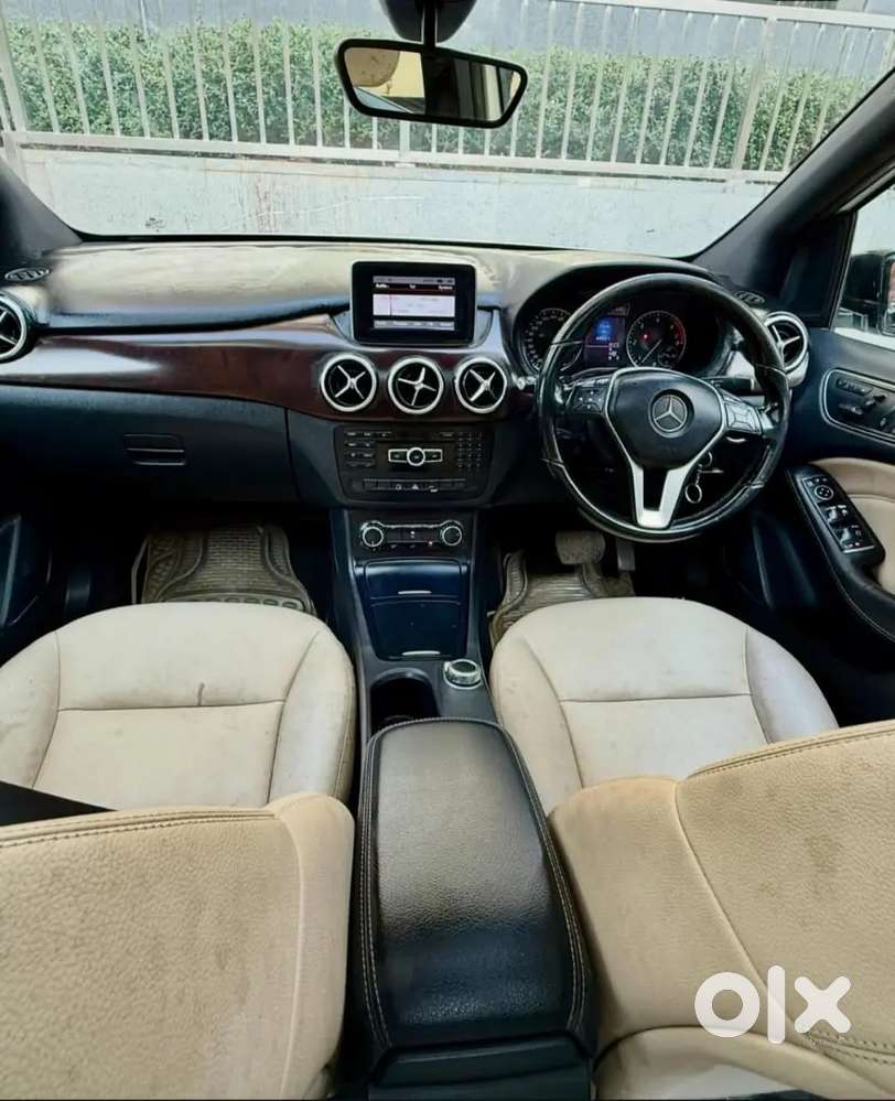 Mercedes-benz B180 Cdi Diesel Sunroof 2014 Model In Excellent Conditio