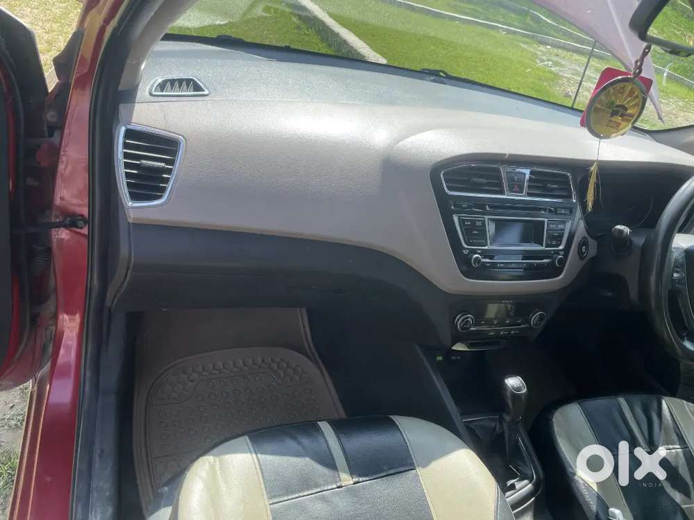 Hyundai Elite I20 2015 Petrol 85000 Km Driven