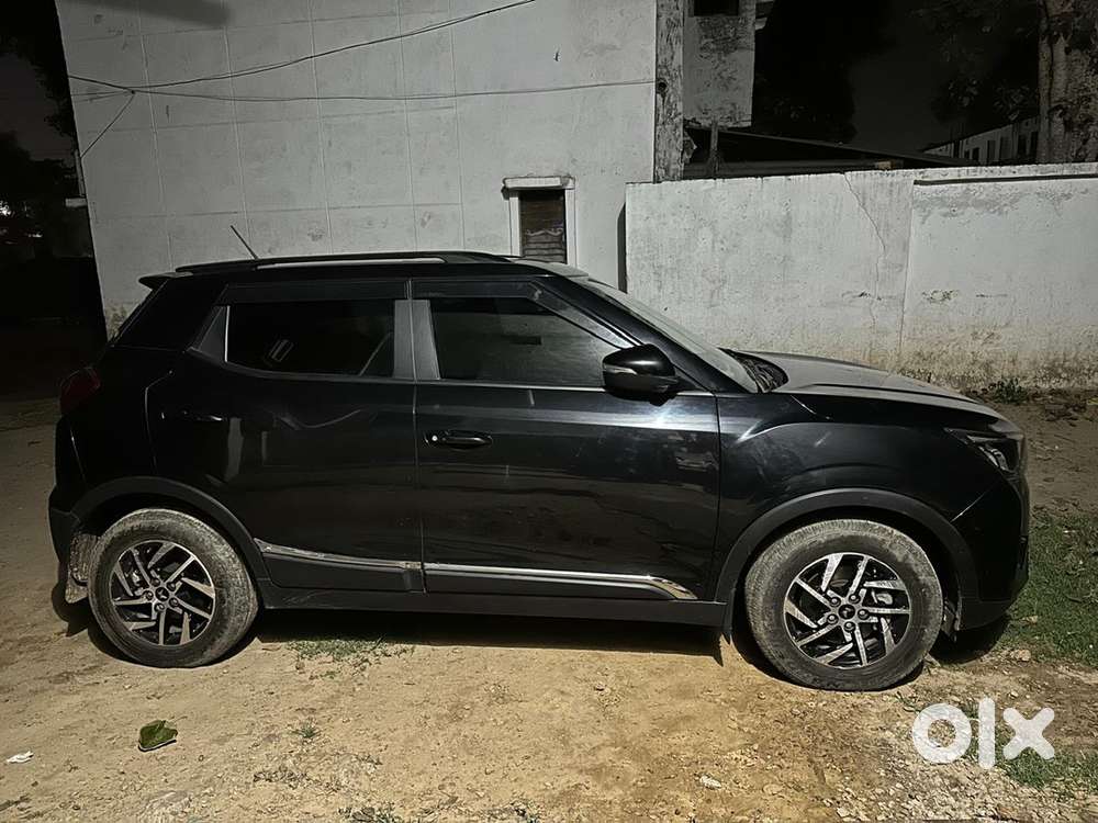 Mahindra Xuv300 Petrol 2023