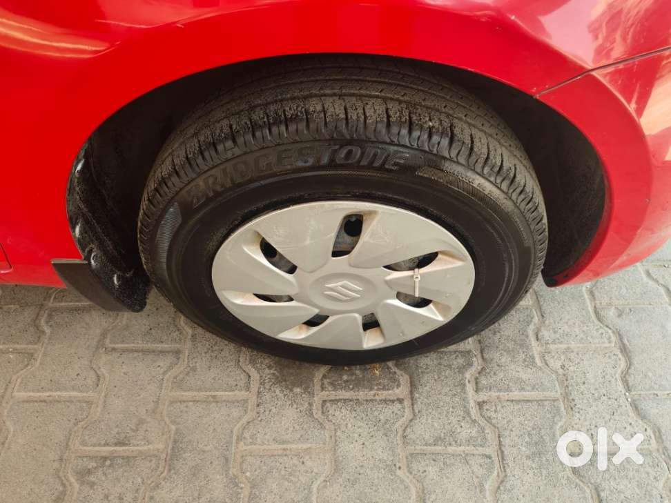 Maruti Suzuki Swift Vxi, 2016, Petrol