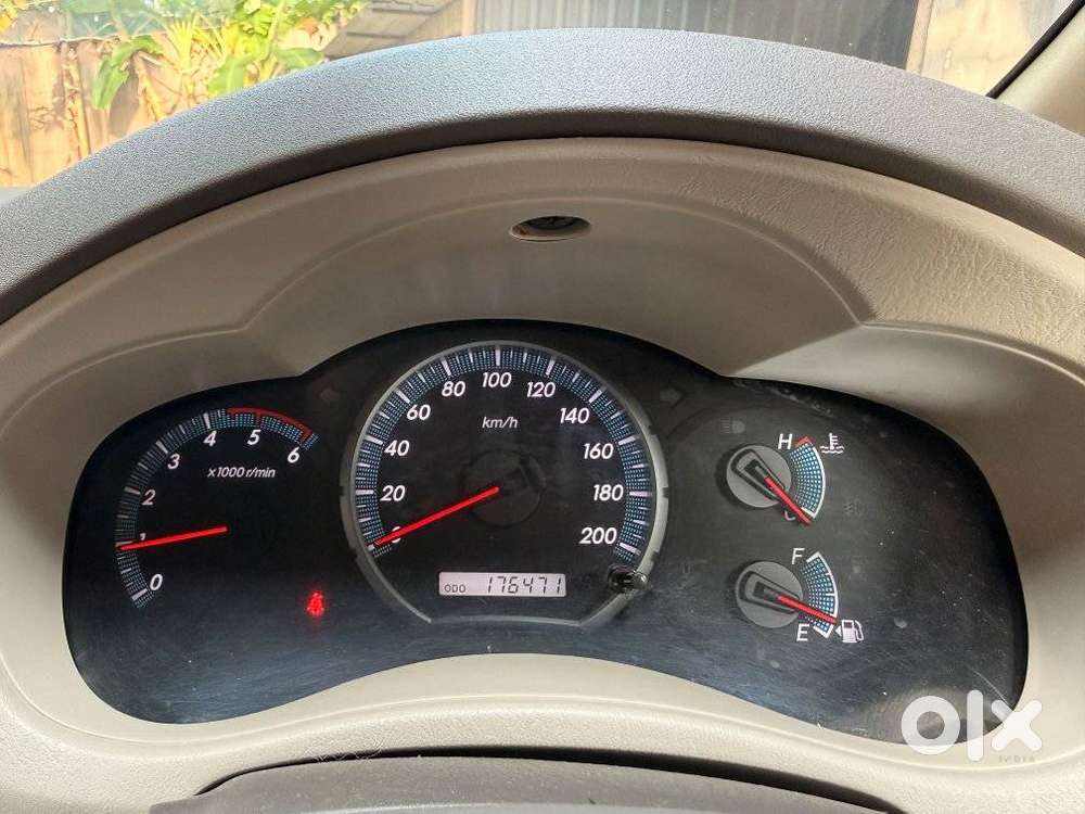 Toyota Innova 2.5 V 7 Str, 2012, Diesel