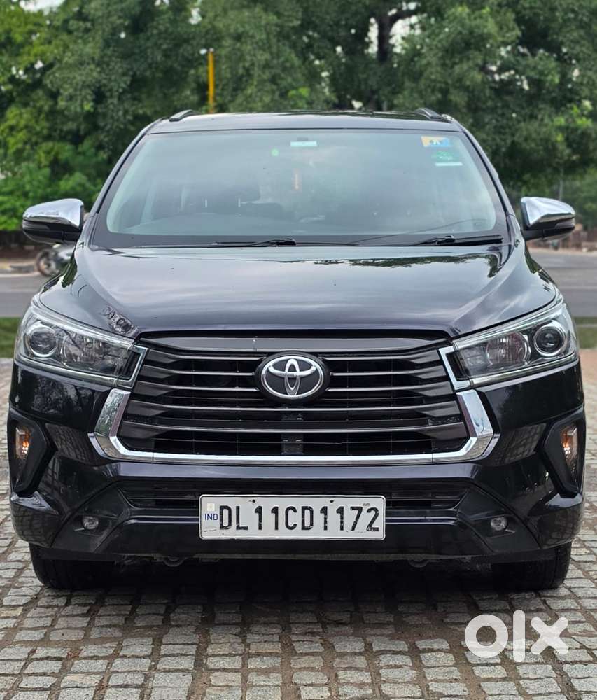 Toyota Innova Crysta 2.8z Automatic, 2022, Diesel