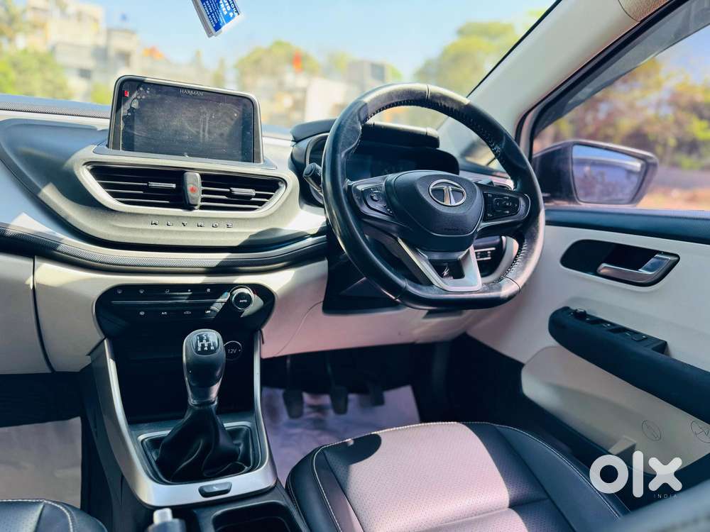 Tata Altroz 1.5 Xz Plus Diesel, 2022, Diesel