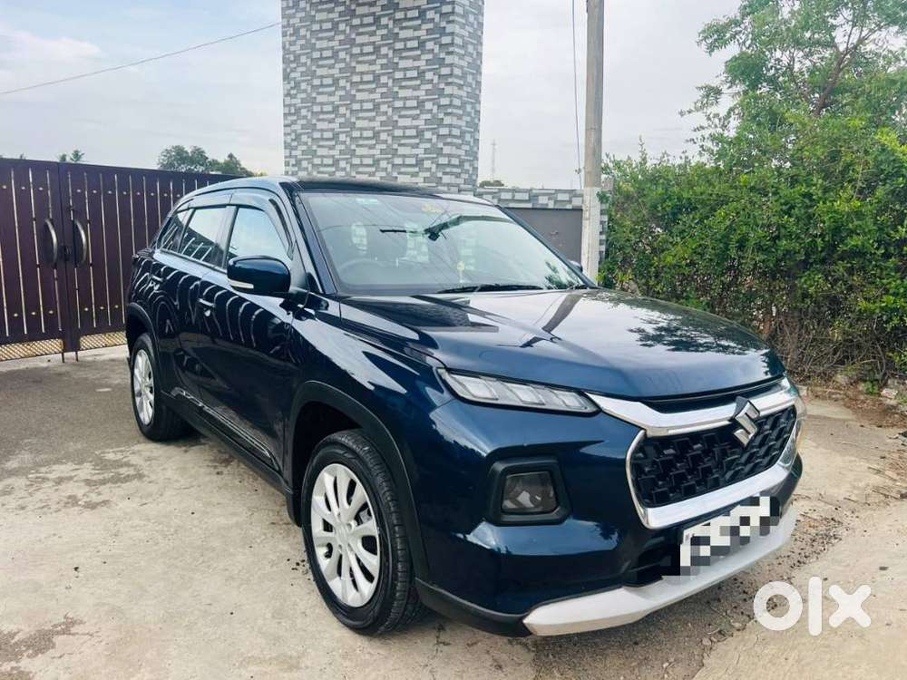 Maruti Suzuki Grand Vitara 1.5 Delta Smart Hybrid At, 2023, Petrol
